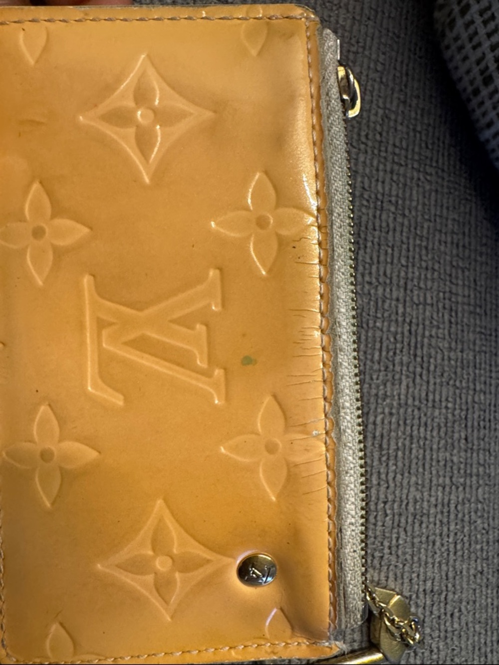 Louis Vuitton Vernis Patent Monogram Key Pouch in Yellow - Picture 3 of 5